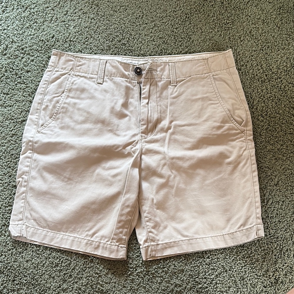American Eagle Outfitters White Flat Front Shorts
